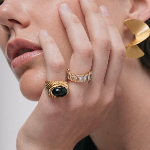 Load image 1 in gallery view. Noore