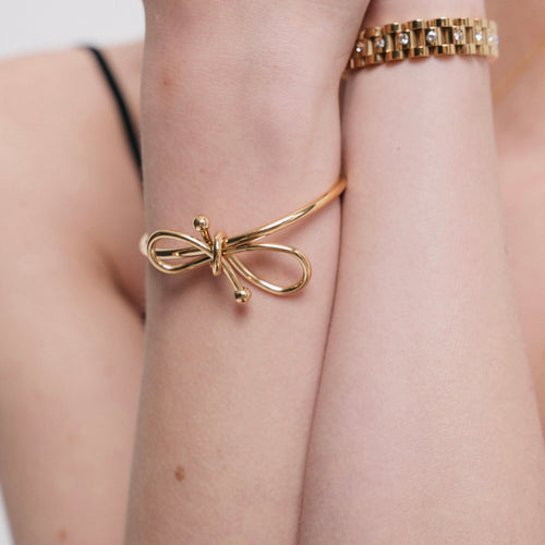 Load image 1 in gallery view. Uqda