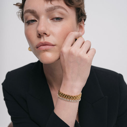 Load image 1 in gallery view. Jumanah