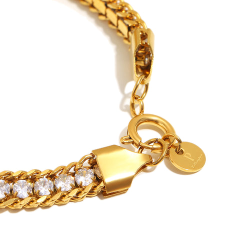 Load image 1 in gallery view. Aseela