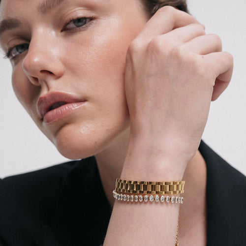 Load image 1 in gallery view. Jumanah