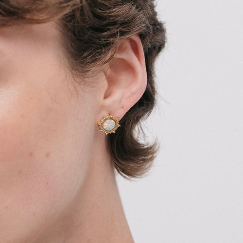 Load image 1 in gallery view. Shamsa