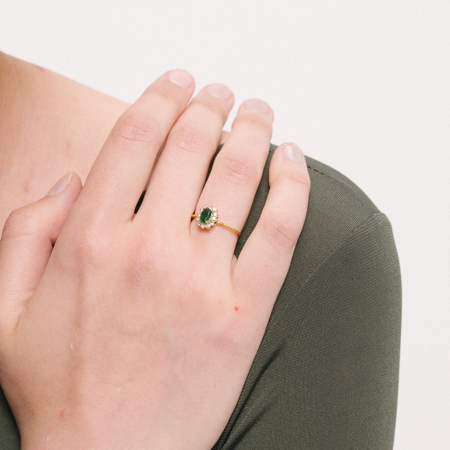 Zareen Green Halo Ring — Close-Up Detail | Pellington