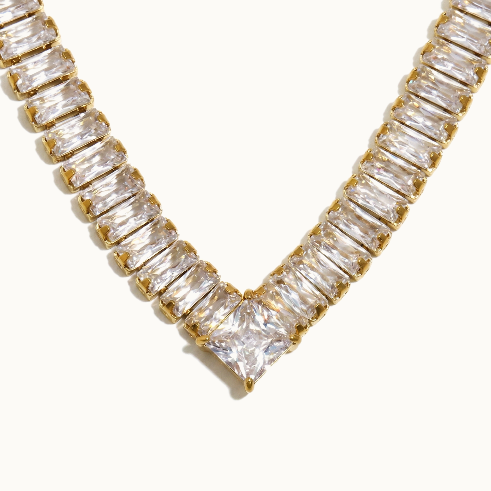 Ikhlas Tennis Necklace — Zircon V-Detail Close-Up | Pellington