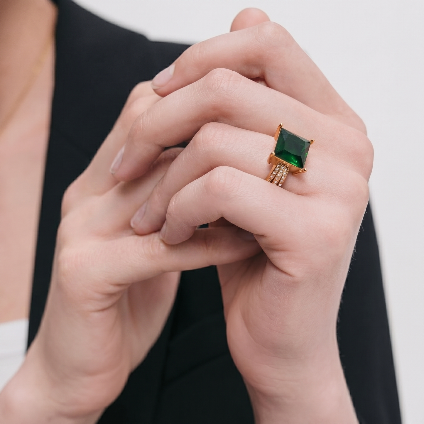 Jadhbah Emerald ring on model