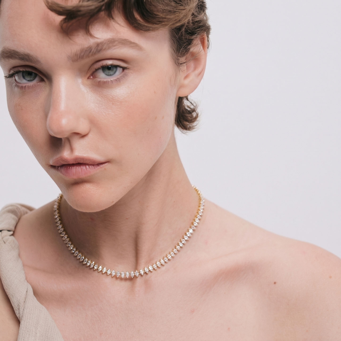 Leila Necklace — Worn as Choker | Pellington