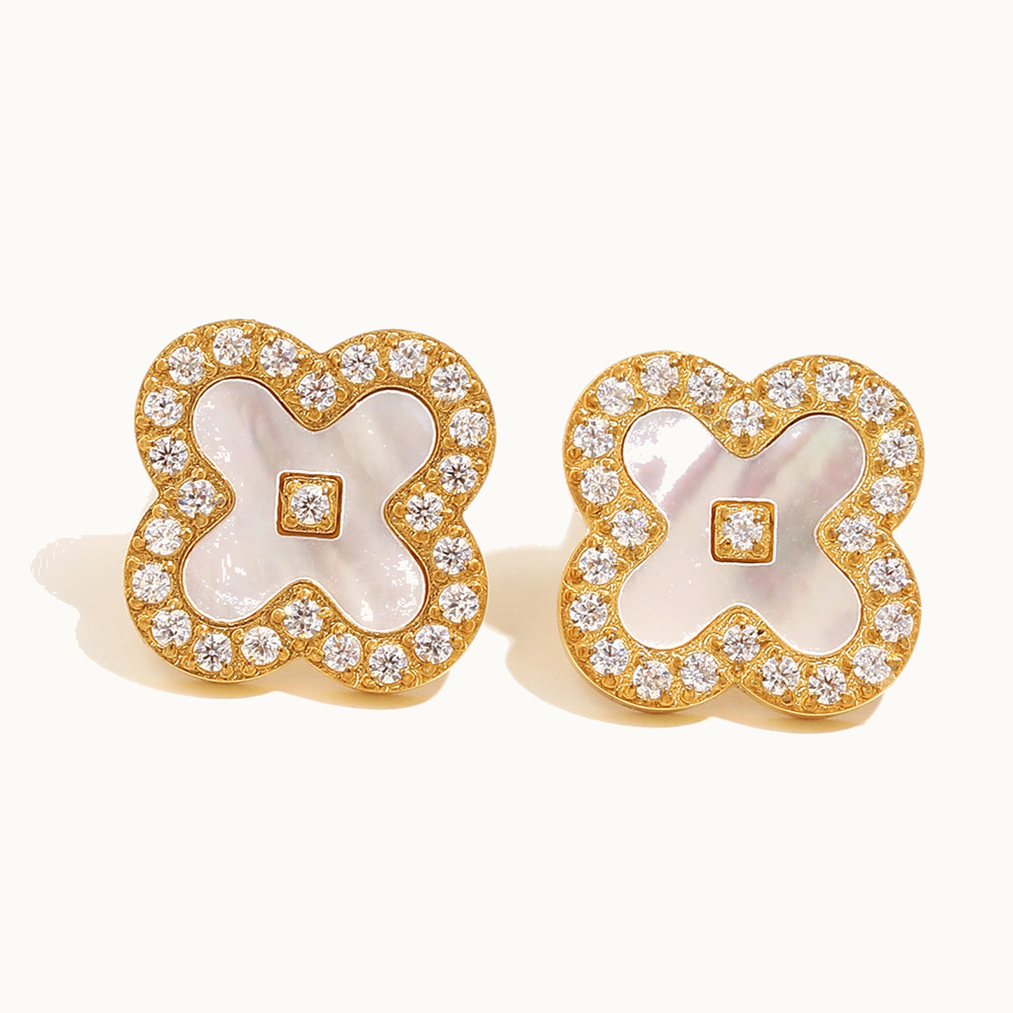 Opalia Clover Earrings — 18k Gold Plated | Pellington