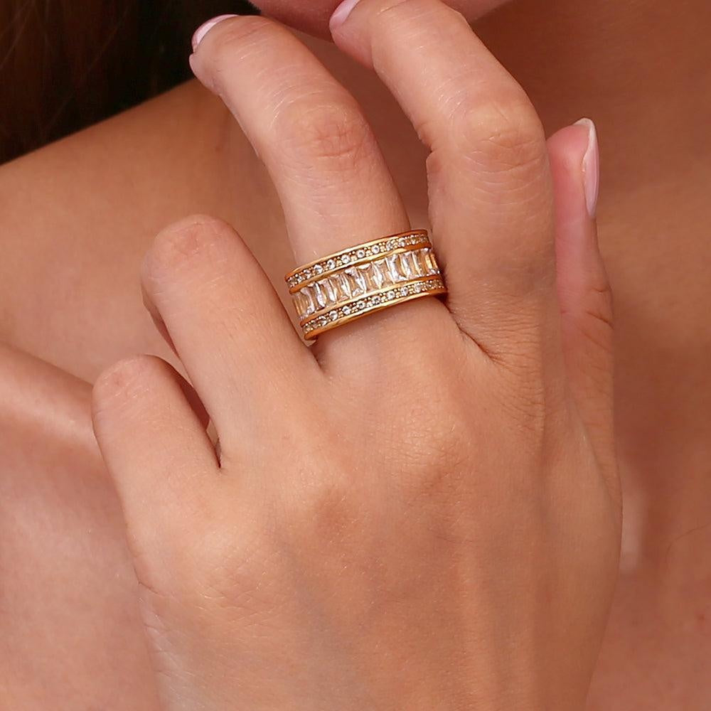 Yaqeen ring on model
